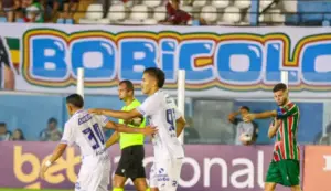 Paysandu-PA 2 x 1 Independência-AC - Papão vira e Tricolor de Aço é eliminado