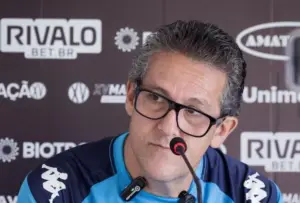 Com dedo de Fernando Marchiori o XV vence segue invito e assume liderança
