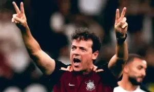 Corinthians segue sem sofrer gols com Fernando Diniz