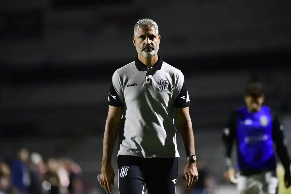 Rodrigo Santana vê Ponte Preta “viva” após triunfo na Série B