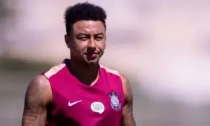 Corinthians aposta em formação alternativa para Copa do Brasil