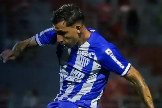 CRB 0 x 1 Avaí - Vitória em Maceió e entrada no G-4 (Foto: Lucas Rhamon /@avaifc)