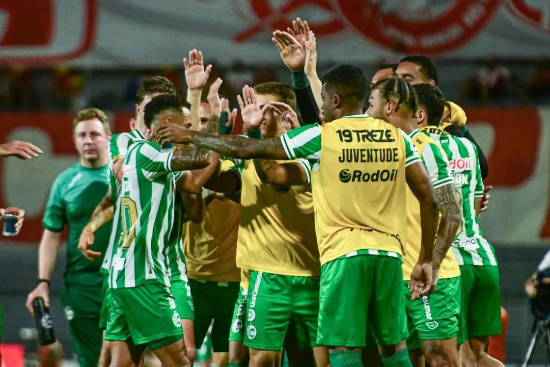 Juventude bate CRB fora de casa e engata ascensão na Série B (Foto: Gabriel Tadiotto/ECJ)