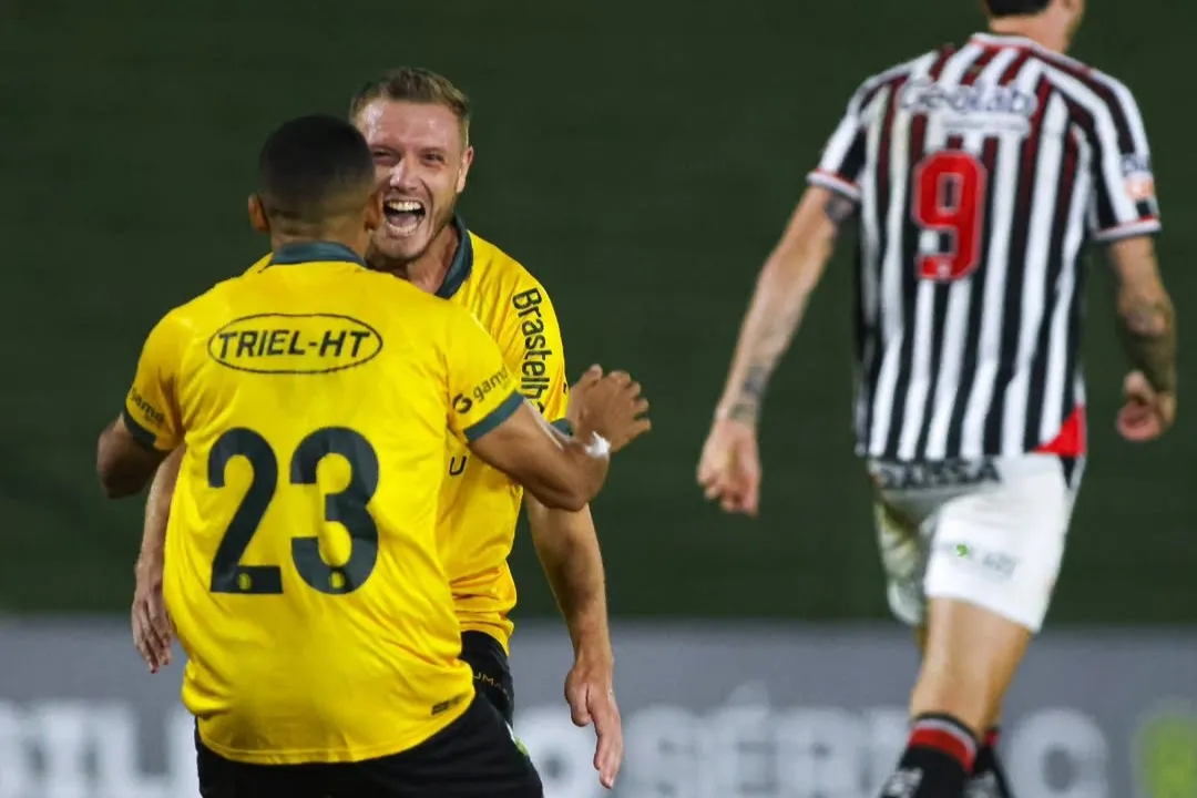 Ypiranga-RS 3 x 0 Anápolis-GO - Vitória para dormir na liderança da Série C (Foto: Pablo Nunes / YFC)
