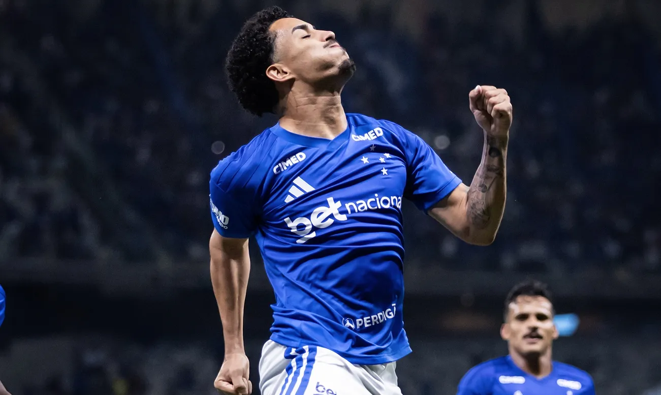 Cruzeiro 2 x 0 Grêmio: Raposa vence no Mineirão e sai do Z-4. Foto: Gustavo Aleixo/Cruzeiro