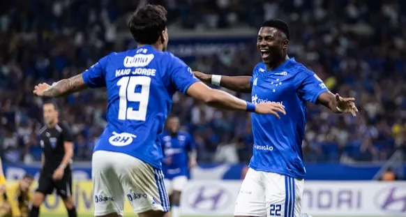 Cruzeiro 1 x 0 Boca Jrs-ARG - Raposa se reabilita no Grupo da Morte