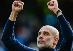 Guardiola evita euforia no City após  reviravolta na Premier League: 'Futebol te surpreende'