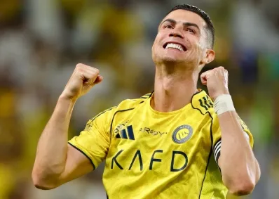 Cristiano Ronaldo faz dois em vitória do Al-Nassr e fica perto da marca de mil gols