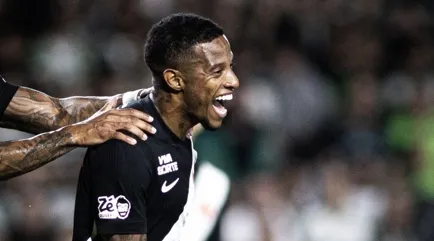 Vasco: Tchê Tchê vira peça-chave no esquema de Renato Gaúcho