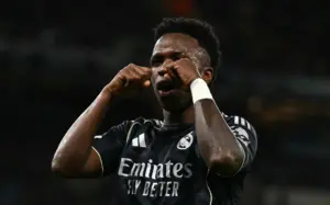 'Vini Jr. é horrível', diz ex-jogador do Real Madrid e seleção holandesa