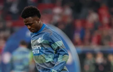 Torcida do Real Madrid detona Vini Jr. após eliminação na Champions