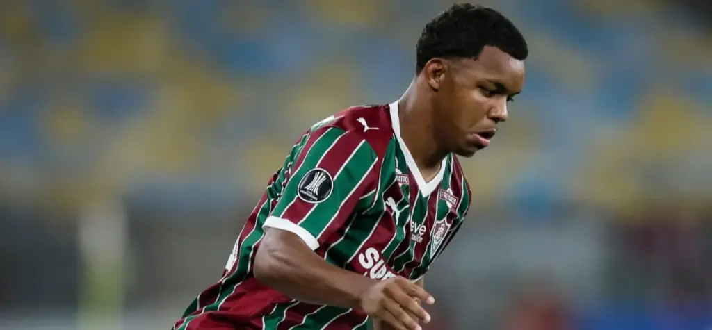 Joia do Fluminense-RJ ganha espaço no time principal