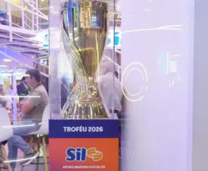 Sil Cabos Elétricos expõe a taça do Paulistão 2026