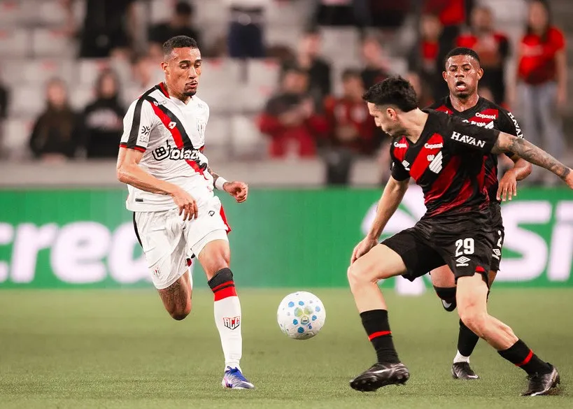 Athletico-PR Atlético-GO empatam Copa do Brasil