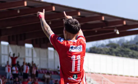 União busca vitória contra Manthiqueira pela da liderança