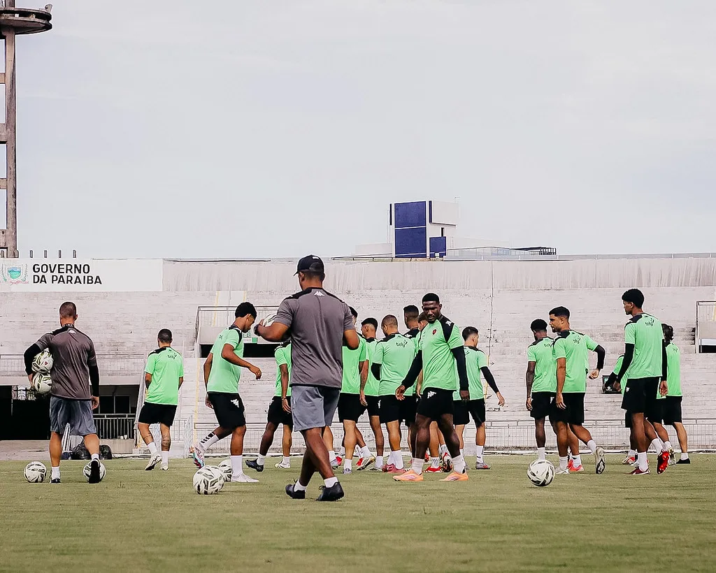 Botafogo-PB duelo inédito Barra-SC Série C