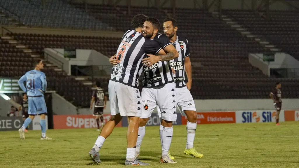 Botafogo-PB vence Ferroviária Série C