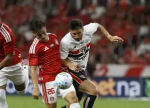 Calleri critica postura do São Paulo em empate com o Internacional