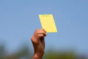 Fifa irá discutir zerar cartões amarelos em duas fases da Copa do Mundo