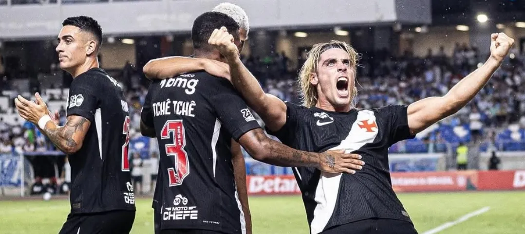 Atletas do Vasco reunidos (Foto: Matheus Lima-CRVG)