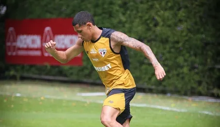 São Paulo deve dar mais espaço à base durante maratona de jogos