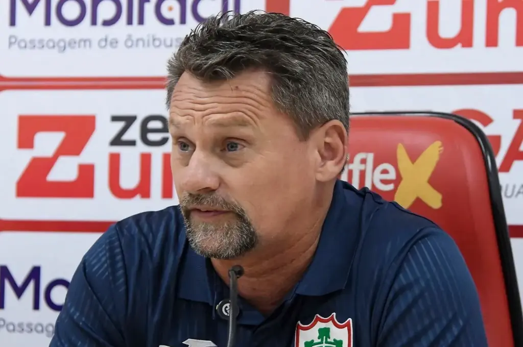 Fábio Matias deixa Portuguesa e pode assumir time do Brasileirão