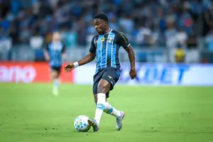 Montevideo City Torque (URU) x Grêmio - Onde assistir, escalações e arbitragem