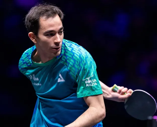 Hugo Calderano perde para Wang Chuqin e deixa disputa pelo 2º título consecutivo do WTT