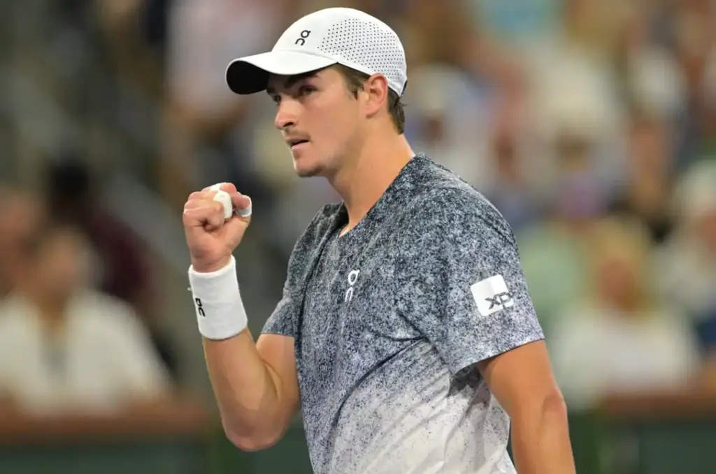 João Fonseca sofre, mas supera Rinderknech e avança no Masters de Monte Carlo