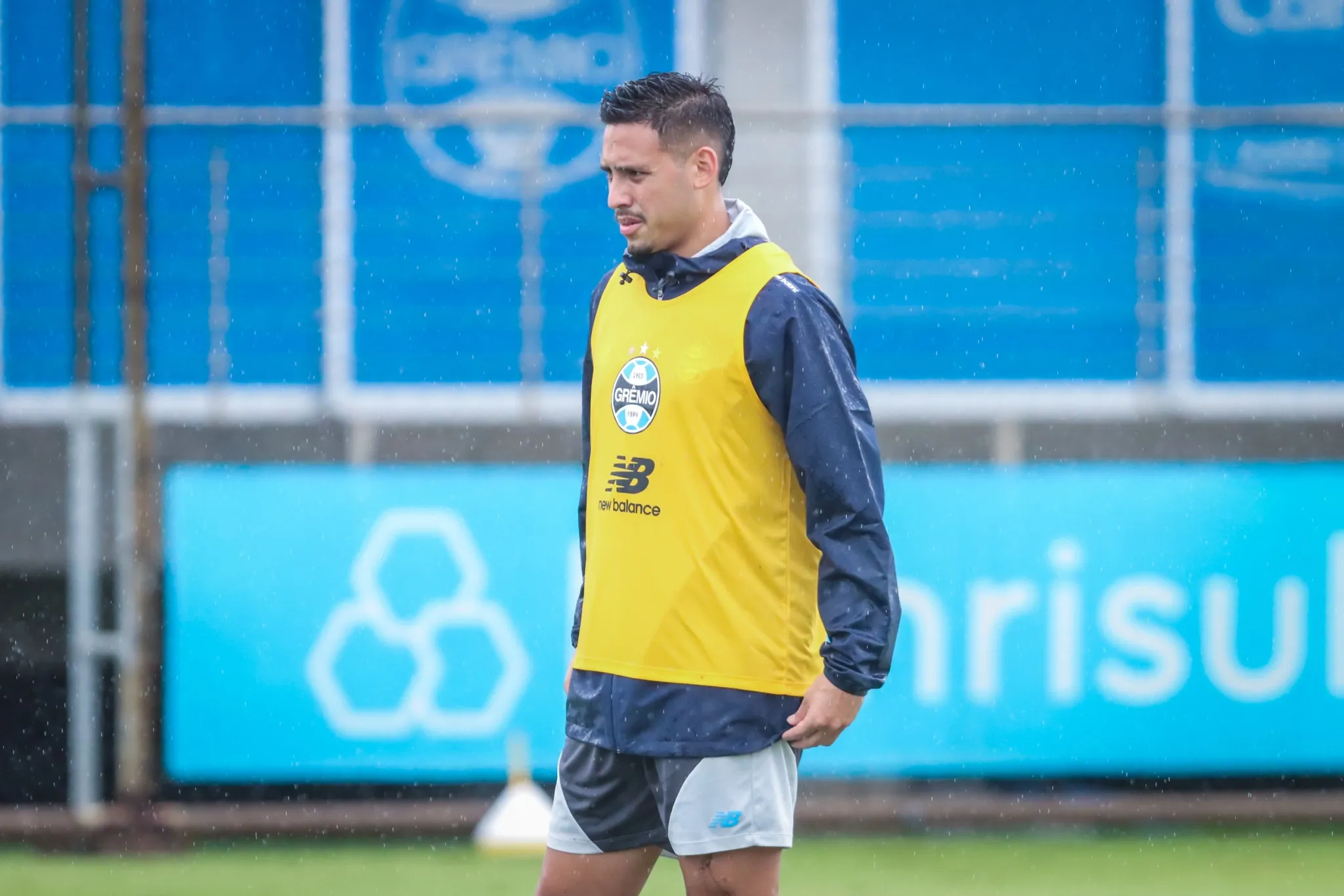 Erick Noriega projeta duelo físico na estreia do Grêmio na Sul-Americana (Foto: Caroline Motta / Grêmio FBPA)