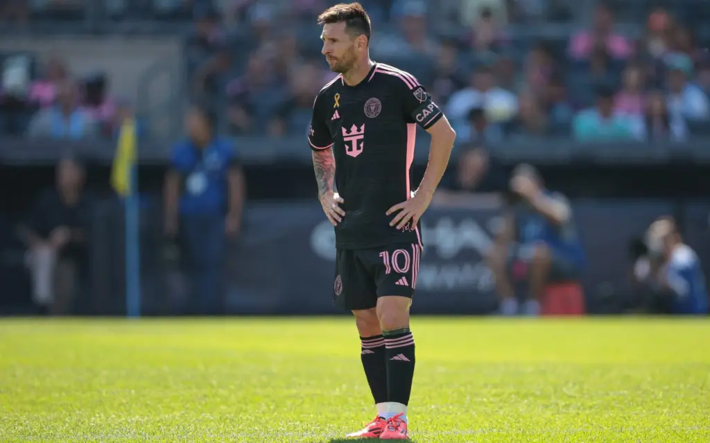 Messi no Brasil? Nubank planeja amistoso entre Palmeiras e Inter Miami