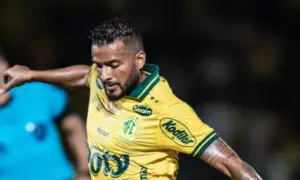 Reinaldo revive marca em estreia do Mirassol na Libertadores