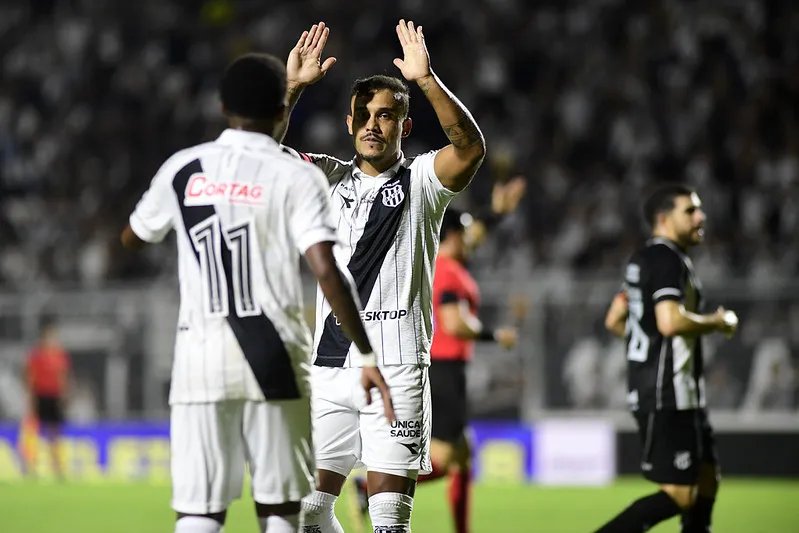 ponte preta tenta desencantar na Serie B