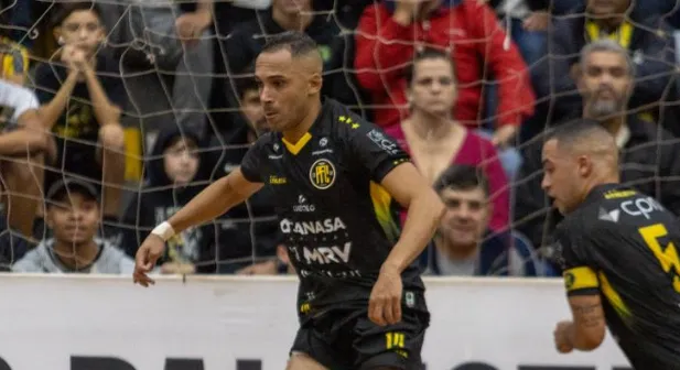 Pulo sofre goleada do Corinthians no Paulista de Futsal