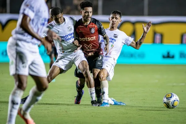 Vitória x ABC: Onde assistir, escalações e tabu na Copa do Nordeste (Foto: Victor Ferreira/ECV)