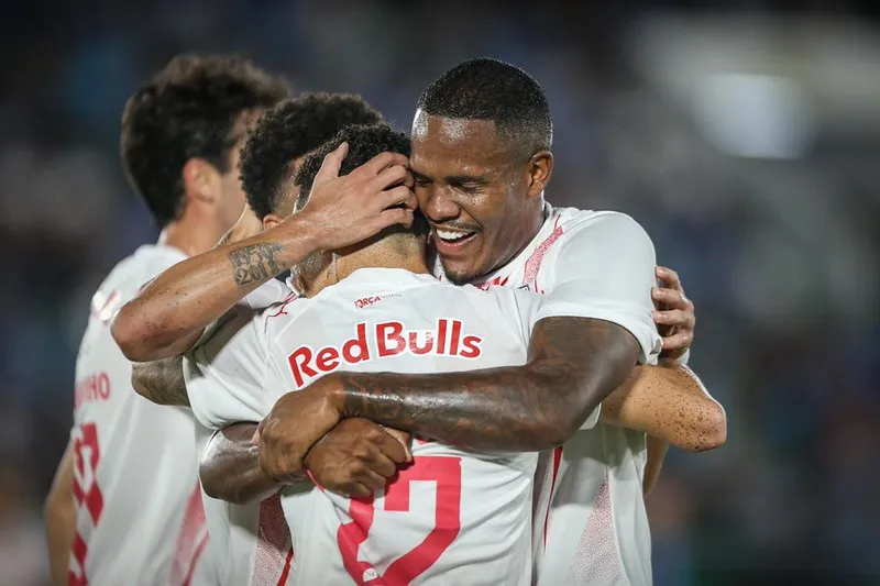 Blooming 0 x 6 Bragantino - Atropelo mantém sonho vivo na Sul-Americana (Foto de Ari Ferreira/Red Bull Bragantino)