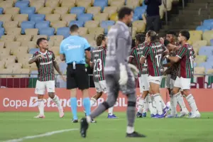 Fluminense 2 x 1 Operário-PR - Flu avança e aguarda sorteio da CBF na Copa do Brasil