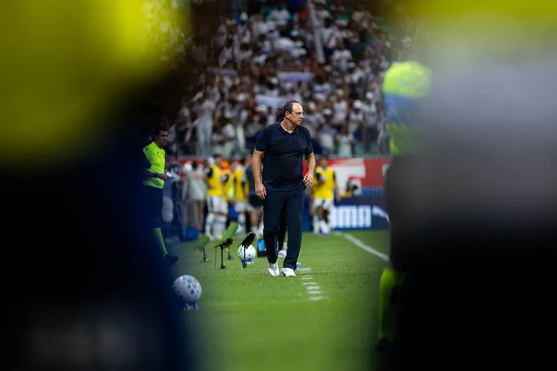Rogério Ceni descarta demissão no Bahia após vaias na Arena Fonte Nova (Foto: Rafael Rodrigues/ECB)