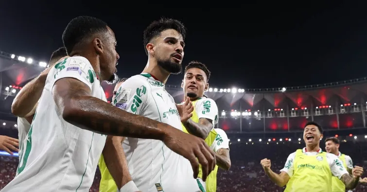 Palmeiras dispara na liderança