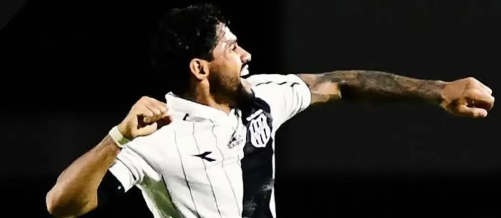 Bryan Borges é afastado da Ponte Preta após discussão com Eberlin