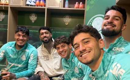 Novo reforço do Palmeiras, Barboza conhece estrutura do clube