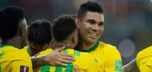 Casemiro vê Brasil sem favoritismo na Copa: 'Existem seleções à frente'