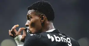 Atacante do Atlético-MG vive grande fase e se firma como titular