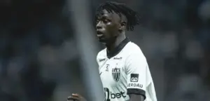 Zenit-RUS mira a contratação de volante do Atlético-MG