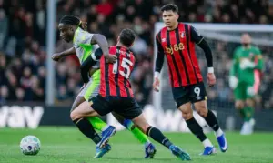 INGLÊS: Arsenal encerra espera de 22 anos e é campeão após empate do City