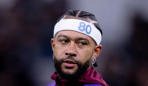 Memphis minimiza dinheiro em renovação com Corinthians