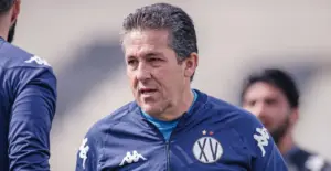 Treinador do XV mostra confiança em Ancelotti e lamenta baixas por lesão