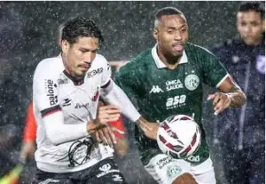 Falhas de Caíque França determinam derrota do Guarani