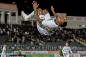 O mais otimista bugrino jamais esperava por goleada de 5 a 0 em Maringá