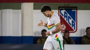 Adrianinho brilha e impulsiona Brusque na Série C